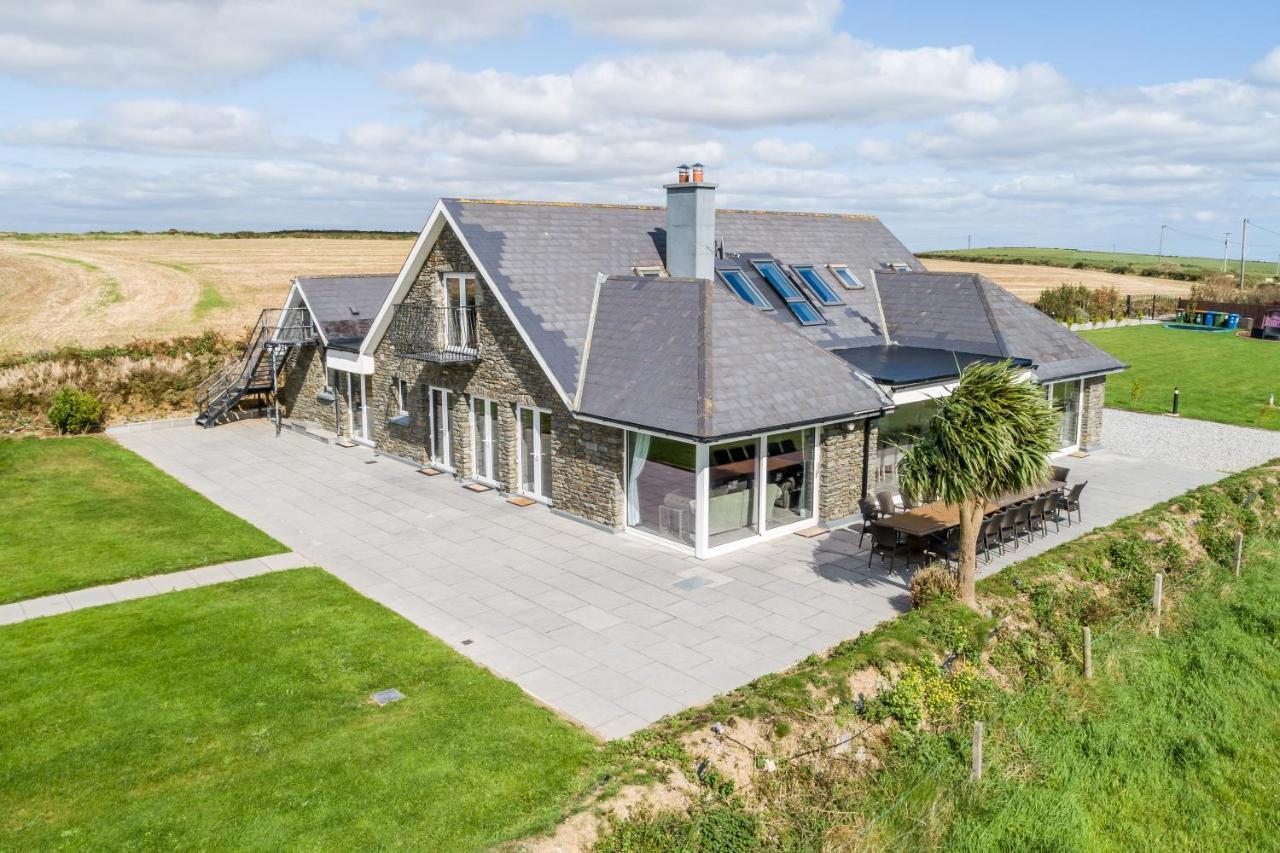 Ocean View,Kinsale, Hosted By Exquisite Holiday Homes, Sleeps 22 エクステリア 写真