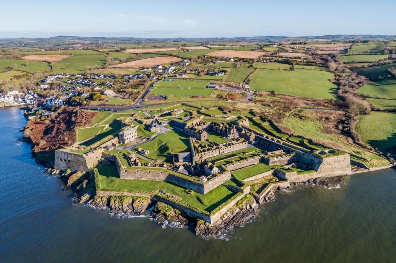 Ocean View,Kinsale, Hosted By Exquisite Holiday Homes, Sleeps 22 エクステリア 写真