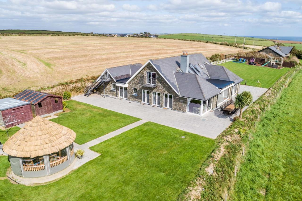 Ocean View,Kinsale, Hosted By Exquisite Holiday Homes, Sleeps 22 エクステリア 写真