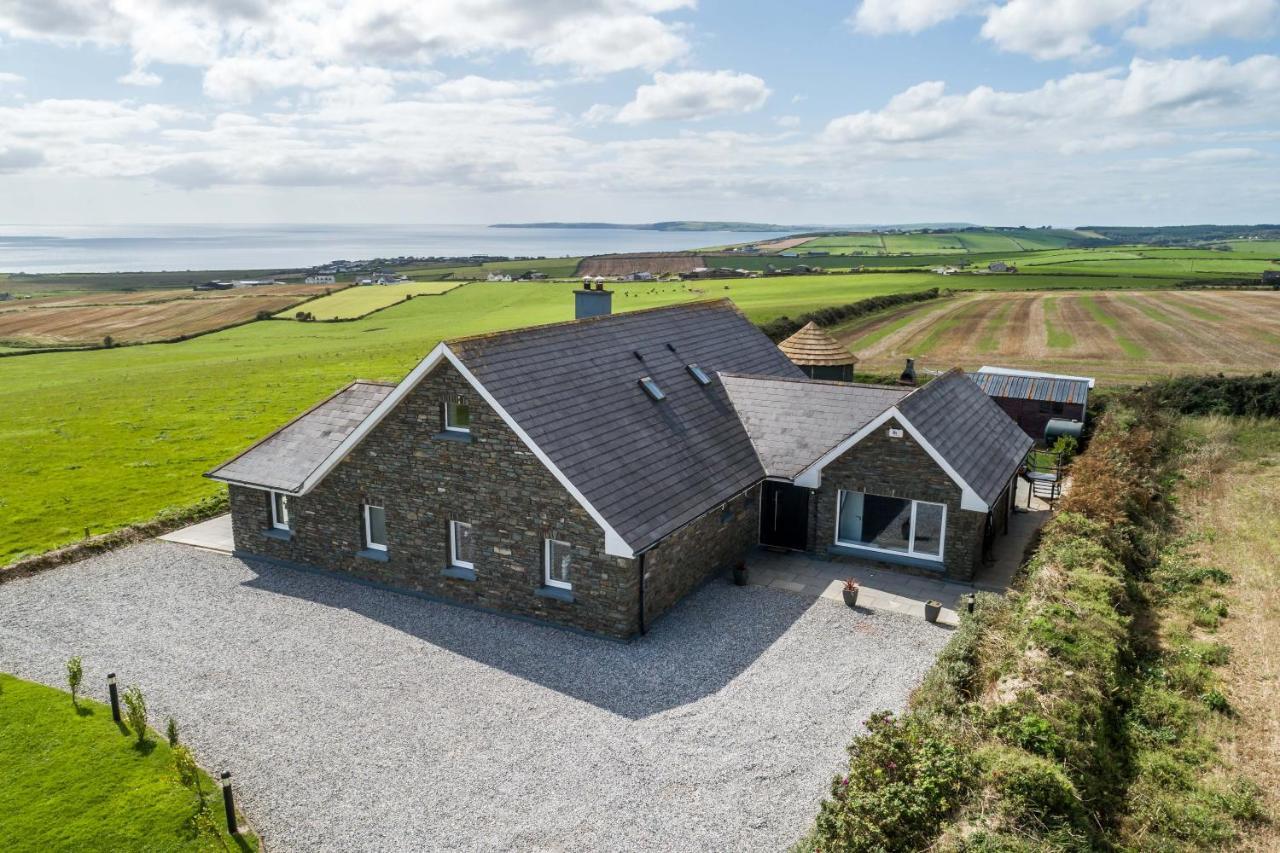 Ocean View,Kinsale, Hosted By Exquisite Holiday Homes, Sleeps 22 エクステリア 写真