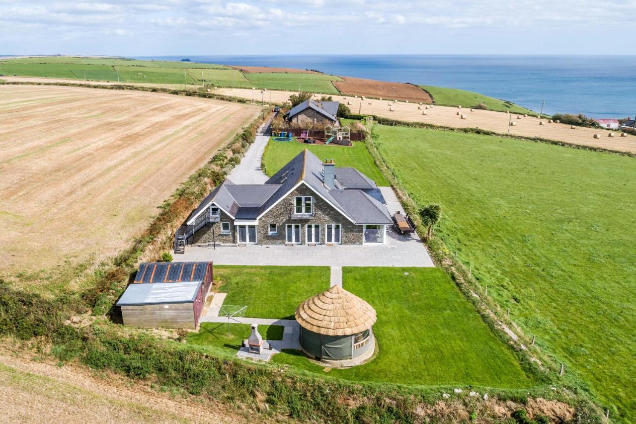 Ocean View,Kinsale, Hosted By Exquisite Holiday Homes, Sleeps 22 エクステリア 写真